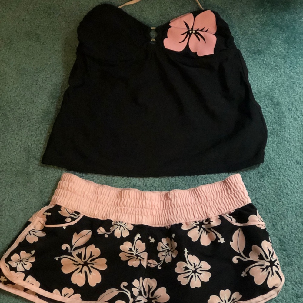 Hawaiian Tankini Top and Matching Shorts